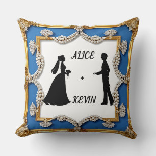 Elegante Hochzeitssilhouette mit aufwendiger Perle Kissen