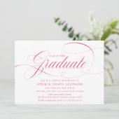 Elegante Hot Pink Calligraphy Graduation Party Einladung (Stehend Vorderseite)