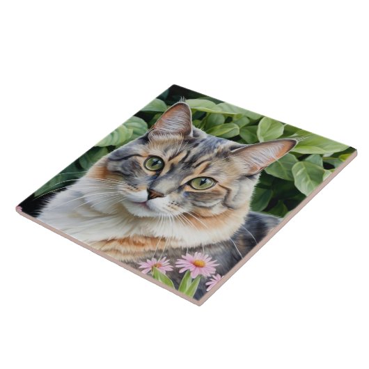 Elegante Hübsche Tortoiseshell Katze im Garten Fliese (Seite)