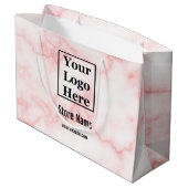 Elegante Imitate Rosa Marmor Ihr Logo hier Große Geschenktüte (Rückseite Schrägansicht)