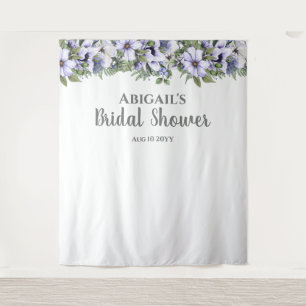 Elegante Immergrün-Blumenkulisse Brautparty Wandteppich