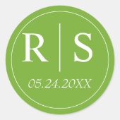 Elegante Initialen grüne Frühlingshochzeit Runder Aufkleber (Vorderseite)
