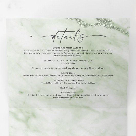 Elegante Juniper Sage Green Metallic Marmorhochzei Dreifach Gefaltete Einladung (Innen Erste Seite)