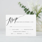 Elegante Kalligrafie Black and White Wedding RSVP  Karte (Stehend Vorderseite)
