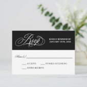 Elegante Kalligraphie auf Black Wedding RSVP Karte (Stehend Vorderseite)
