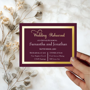 Elegante Kalligraphie auf der dunklen Lila Probe-K Folie Einladungspostkarte