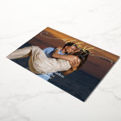 Elegante Kalligraphie IM LETZTEN Foto Save the Dat Folieneinladung (Gedreht)