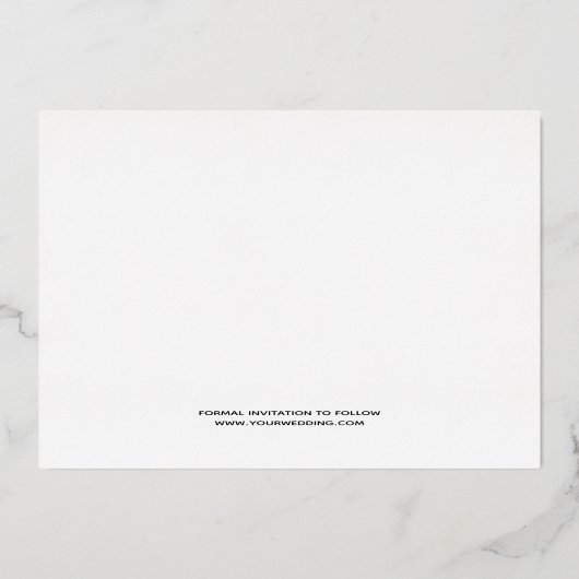 Elegante Kalligraphie IM LETZTEN Foto Save the Dat Folieneinladung (Rückseite)