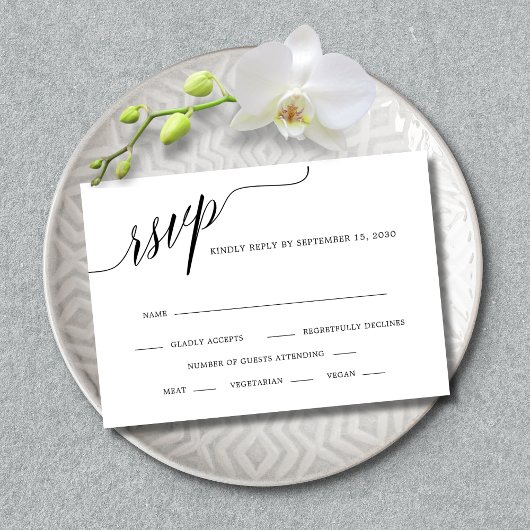 Elegante Kalligraphie Schwarz-Weiß-Hochzeit RSVP Karte