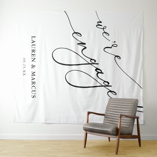 Elegante Kalligraphie Wir sind Verlobte Engagement Wandteppich (Beispiel (Horizontal))