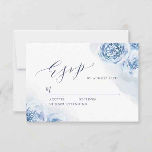 Elegante kalligraphische Hochzeit mit dustigem blü RSVP Karte (Vorderseite)