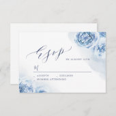 Elegante kalligraphische Hochzeit mit dustigem blü RSVP Karte (Vorne/Hinten)
