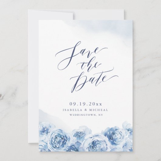 Elegante kalligraphische Hochzeit mit dustigem blü Save The Date (Vorderseite)
