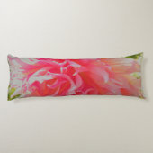 Elegante Korallen und rosa Dekorative Dahlia Seitenschläferkissen (Rückseite)