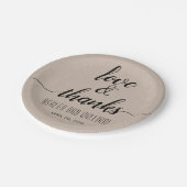 Elegante kursive Skriptkalligraphie rustikale Hoch Pappteller (Schrägansicht)