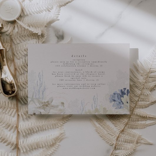 Elegante Küstenhochzeit Dusty Blue Begleitkarte