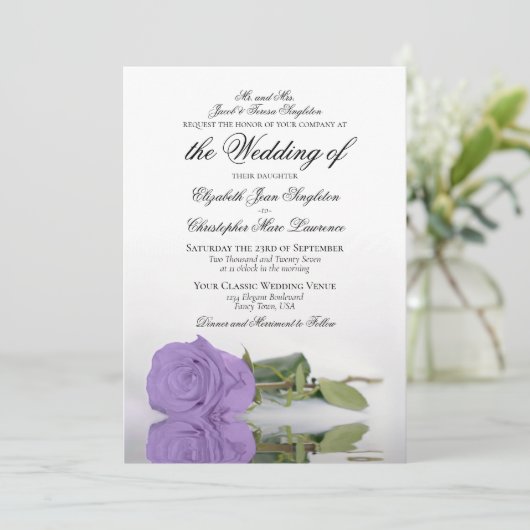 Elegante Lavender Lila Rose Feierliche Hochzeit Einladung (Stehend Vorderseite)