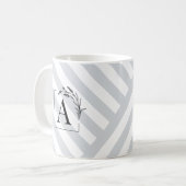 Elegante Lavender Sprigs Monogram-Tasse Kaffeetasse (Vorderseite Links)