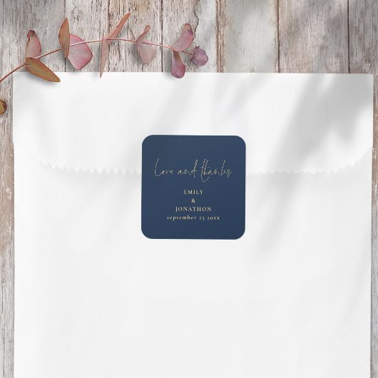 Elegante Liebe dank Script Navy Gold Hochzeit Quadratischer Aufkleber