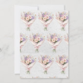 Elegante Liebe ist in Bloom Floral Brautparty Einladung (Rückseite)