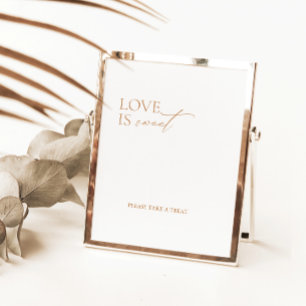 Elegante Liebe ist süße Tabletop-Zeichen
