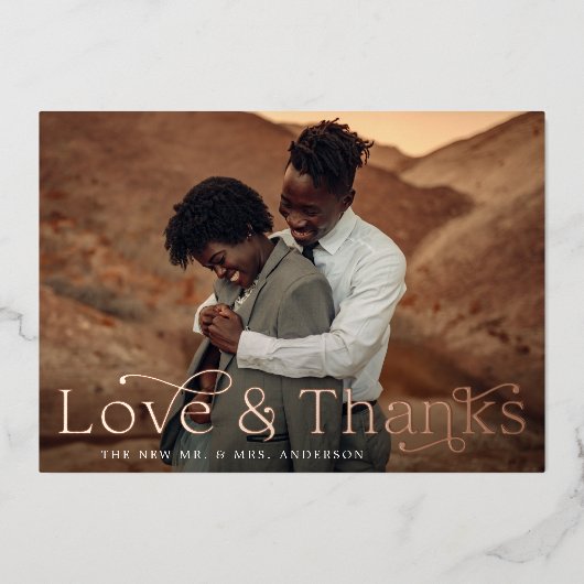 Elegante Liebe und Dank Dusty Rose Foto Hochzeit Folieneinladung (Vorderseite)