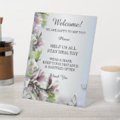 Elegante Lila Blütenschmetterlingssicherheit Sockelschild (In SItu)