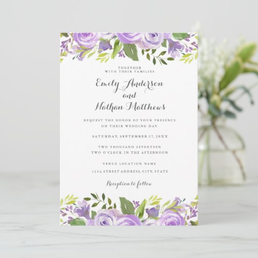 Elegante Lila Hochzeit mit floraler Rose Einladung (Stehend Vorderseite)
