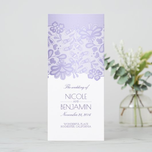 Elegante Lila Hochzeitsprogramme von Lace Lavender Programm (Stehend Vorderseite)