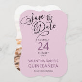 Elegante Lila Kalligraphie und Foto Save The Date (Vorne/Hinten)