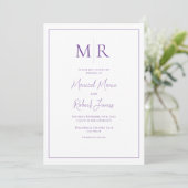 Elegante lila Monogramm-Hochzeit Einladung (Stehend Vorderseite)