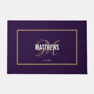 Elegante lila Skriptmonogramm Name Hochzeit Fußmatte