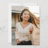 Elegante Lila und gelbe Blütenschwerkraft Einladung (Rückseite)