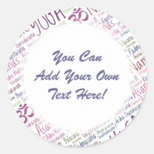Elegante Lila Yoga-Positionen Word Cloud-Muster Runder Aufkleber
