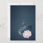elegante Marine & rosa Blume Brautparty Einladung (Rückseite)