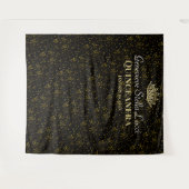 Elegante Masquerade mit weißem Rosenhintergrund Wandteppich (Vorderseite (Horizontal))