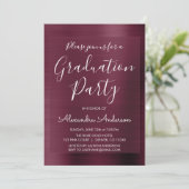 Elegante Metallic Lila Burgundy Graduation Party Einladung (Stehend Vorderseite)
