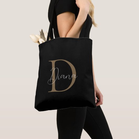 Elegante Midnight Black Mossy Gold Script Monogram Tasche (Von Nahem)