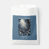 Elegante Midnight Blue and Gold Forest Wedding Geschenktütchen (Vorderseite)