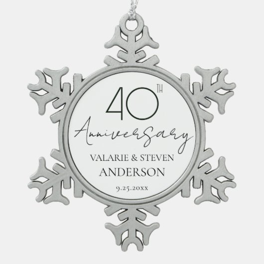 Elegante Minimal 40 Jahre Jubiläum Hochzeit Kerami Schneeflocken Zinn-Ornament (Vorderseite)