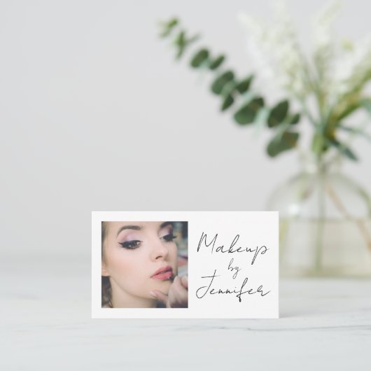 Elegante Minimal Black Script Foto Makeup Visitenkarte (Stehend Vorderseite)