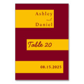 Elegante Minimal Burgund und Gold Moderne Hochzeit Tischnummer (Vorderseite)