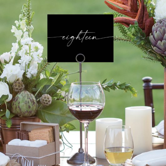 Elegante Minimal-Script-Karten Anzahl achtzehn Tischnummer