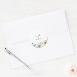 Elegante Minimal Whimsical Wildblume Hochzeit Runder Aufkleber