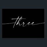 Elegante minimale Skriptkarten Zahlen Drei Tischnummer<br><div class="desc">Dieses Design der Tischnummer zeichnet sich durch einen eleganten,  minimalen Schriftart aus. Klicken Sie auf die Schaltfläche "Klicken,  um weitere Anpassungen vorzunehmen",  um die Farbe und die Hintergrundfarbe des Skripts zu bearbeiten. Sehen Sie sich die gesamte Kollektion an,  um mehr passende Artikel zu finden!</div>