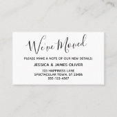 Elegante, minimale Typografie "We ve Moved" Karte (Vorderseite)