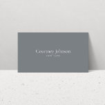 Elegante Minimalistisch Luxus Boutique Grau Visitenkarte<br><div class="desc">Auf dieser klassisch grauen Visitenkarte wird elegant eine minimale Typenbehandlung für Ihren Namen oder Firmennamen angezeigt. Perfektes Branding für Boutiquen,  Salons,  Wellness-Center,  Immobilienmakler,  Geschäftsleute und mehr. Vollständig anpassbar. Design von 1201AM Design Studio | www.1201am.com</div>
