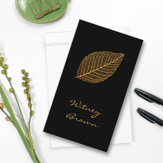 Elegante, minimalistische, goldene Visitenkarte