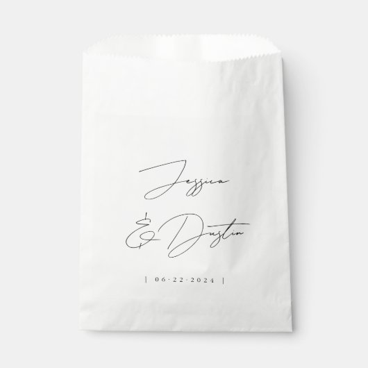 Elegante Minimalistische Namen Datum Skript Schwar Geschenktütchen (Vorderseite)