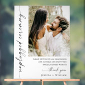 Elegante Minimalistische, nicht gestopfte Hochzeit Acrylschild (Neutral)